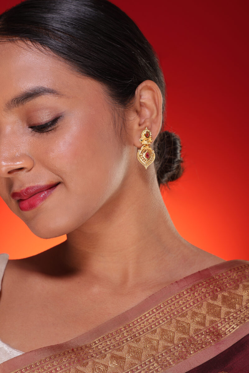 Ruby pink Stud Hengings - Image 3