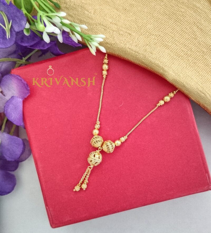 Short Trendy Lucia Balls Necklace - Image 4